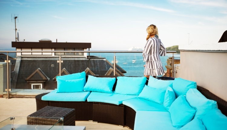 Isle of Wight, Accommodation, Cowes, Self Catering, Seafarers View, Roof Top Seating and view