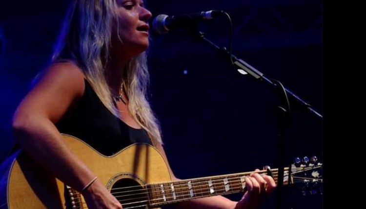 Live music with Sunny Brown at Goddards Brewery, Isle of Wight, events, what's on