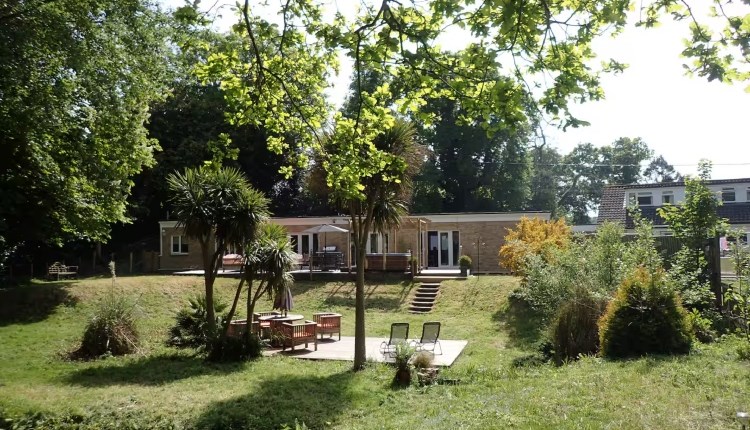 Isle of Wight, Accommodation, Self Catering, The Pool House, Sandford, Rear Garden