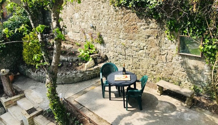 Isle of Wight, Accommodation, Self Catering, Victoria Boutique Lodge, VENTNOR, Walled Garden