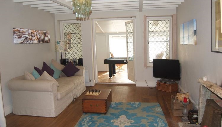 Living area at Gullsands in Seaview, Isle of Wight, self catering, beachfront home