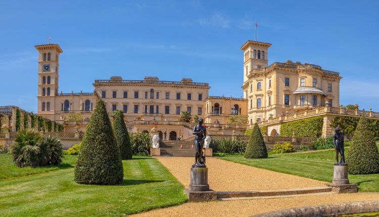 Outside view of Osborne House on the Isle of Wight, coach trips, Leisuretime by Toureasy