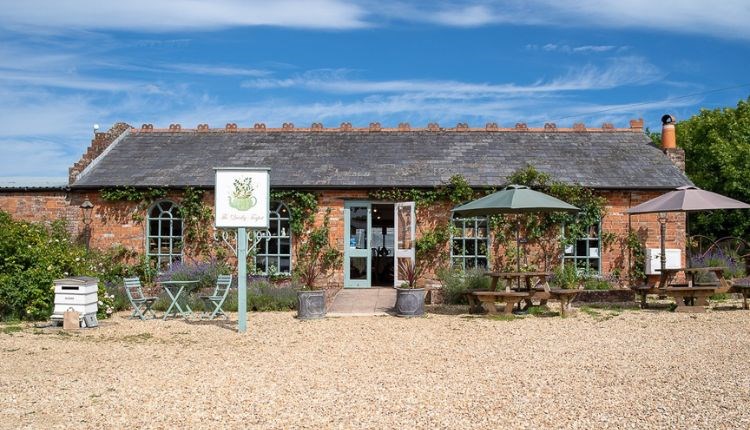 Outside view of The Quirky Teapot, Newport, Isle of Wight, afternoon tea, local produce, events, food & drink