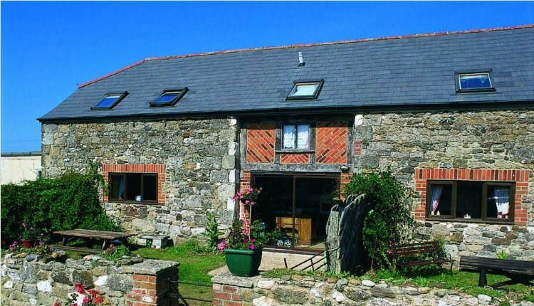 Places to Stay Isle of Wight - Grange Farm Brighstone Bay