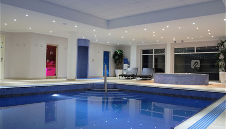 Swimming pool at Lakeside Park Hotel & Spa - Hotels, Isle of Wight