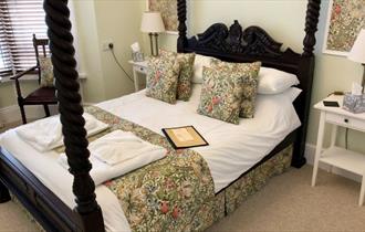 Four poster bed at the Snowdon House, B&B, Shanklin