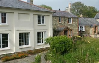 Outside view of Kingsmede Bed & Breakfast, Whitwell, Isle of Wight