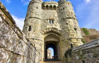 Carisbrooke Castle - Victoria's Island Trail