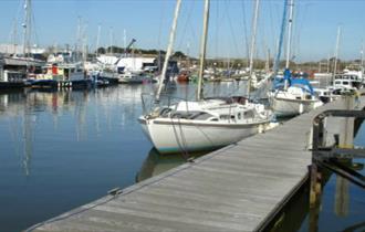 Isle of Wight, Accommodation, Newport Quay, Self catering