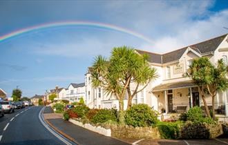 Isle of Wight, Accommodation Appley Lodge, Image showing outside of Hotel with beautiful rainbow over head