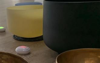 Sound bowls at the Busy Bee Gong & Sound Bath, health & wellbeing, Isle of Wight, wellness event, what's on, Echo Me Sound Therapy