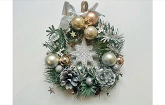 Isle of Wight, Things do to , Christmas Wreath Workshop, Ryde, Arts and Crafts