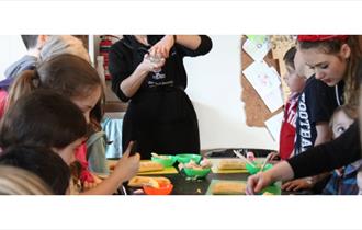 Isle of Wight, Garlic farm, workshops, Childrens Workshop, Garlic Bread Making