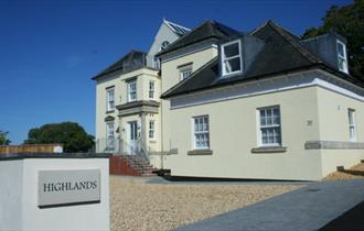 Outside view of Highlands, Shanklin, Isle of Wight, Accommodation, Self Catering Apartments