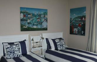 Twin bedroom at The St Leonards, Shanklin, B&B