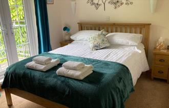 Master bedroom at Jasmine Cottage, Chestnut Mews Holiday Cottages, self catering, Shanklin, Isle of Wight