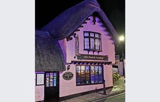 Isle of Wight, Eating Out, Food and Drink, Old Thatch Tea  Shop and Tea Gardens, Old Shanklin Village, Outside at Night