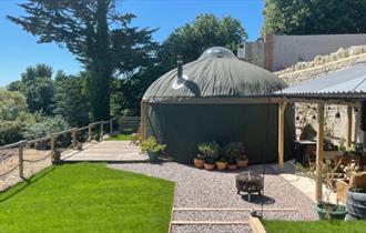 Isle of Wight, Accommodation, Self Catering, Unique, Yurt, Glamping, Exterior Image, Puckaster Cove Glamping
