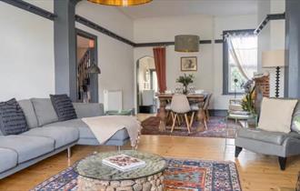 Isle of Wight, Accommodation, Self Catering, Regent Street Townhouse, Living room through to dining room.