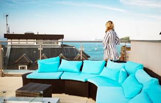 Isle of Wight, Accommodation, Cowes, Self Catering, Seafarers View, Roof Top Seating and view