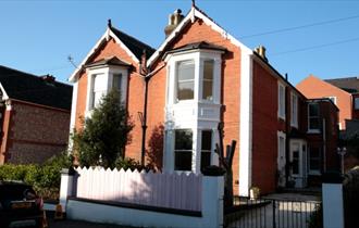 Isle of Wight, Accommodation, Self Catering, Seaside Holiday Home, Facade