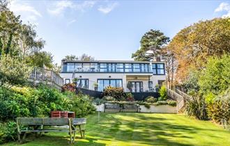 isle of Wight, Accommodation, Self Catering, The Seascape, Luccombe exterior and gardens