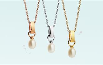 Isle of Wight Pearl necklaces, shopping, things to do