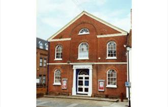 Outside view of Apollo Theatre, Newport, Things to Do