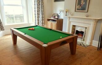 Boniface Cliff Villa, Pool Table