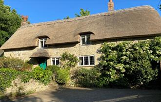 isle of Wight, accommodation, self catering, goodalls, chale, Main front external image