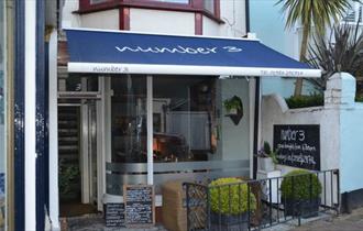 Outside view of Number 3, Cowes, restaurant