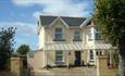 Outside view of Claremont Guest House, Shanklin, B&B