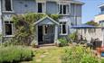 Isle of Wight, Accommodation, Cliffside Cottage, Cowes, Front Patio