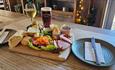 Isle of Wight, Things to do, Eating Out, Pubs and Inns, The Lifeboat, East Cowes, Ploughmans