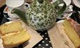 Isle of Wight, Eating Out, Cafe/Tea Room, Toni's, Ventnor, Tea and Cake