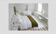 Double bedroom at The Wheatsheaf
