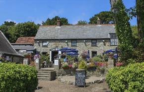 Outside view of The Buddle Smuggler's Inn, Niton, Isle of Wight, eat & drink, local produce, let's buy local