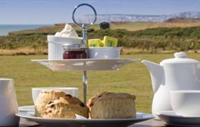 Isle of Wight, Food and Drink, Isle of Wight Pearl, Cream Tea with a view, Brighstone, WEST WIGHT