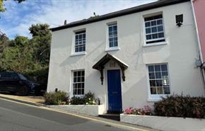 Outside exterior view of India Cottage, self catering, accommodation, Isle of Wight, Ventnor