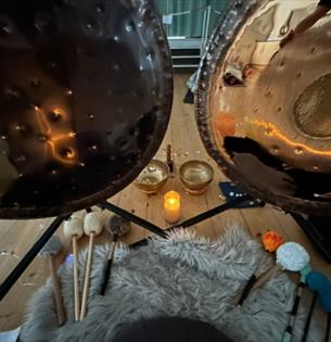 Isle of Wight, Things to do, Health and Wellbeing, Sound and Gong Bath Autumn.