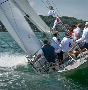 Group of people sailing a yacht on the Solent, Isle of Wight, What's On, Cowes Classics Regatta - Copyright: Tim Jeffreys