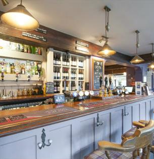 Isle of Wight, Public House, Eating Out, Accommodation, The Fishbourne, Bar Area