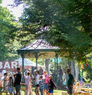 Festival goers enjoying Ventnor Fringe at Ventnor Park, Isle of Wight, art festival, event, what's on - Image credit: Julian Winslow
