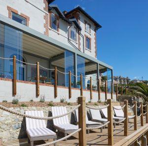 View of balcony at The Terrace Rooms and Wine in Ventnor