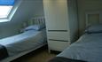 Isle of Wight, Accommodation, Self Catering, COWES, second twin room

