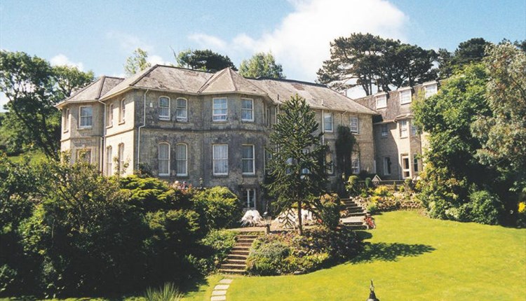 Isle of Wight, Accommodation, Bourne Hall Hotel, Shanklin