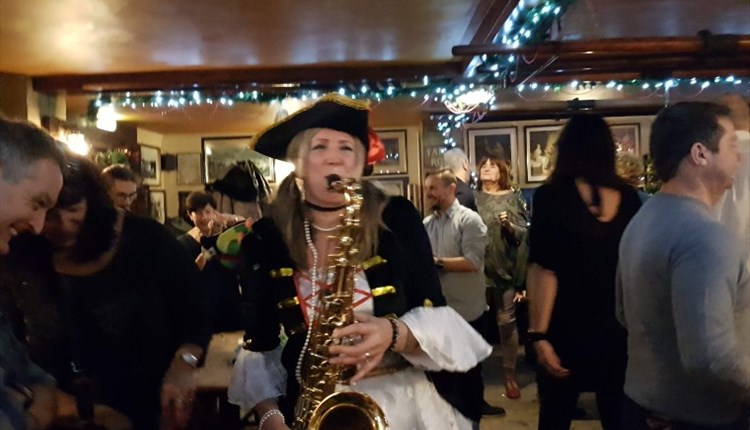 Isle of Wight, Things to Do, New Years Eve, Live Music, Bargemans Rest, Newport