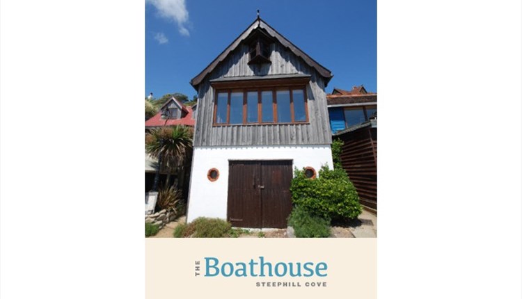 Isle of Wight, Accommodation, Self Catering Steephill Cove, Boathouse, Main image