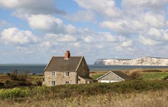 Isle of Wight, Accommodation, Self Catering, Compton Grange, House, Sea and Cliff Views