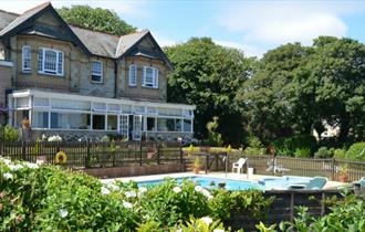 Isle of Wight, Accommodation, Hotel with Swimming Pool, Shanklin, Luccombe Manor